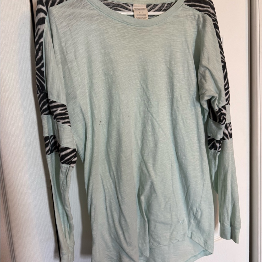 PINK Victoria's Secret Mint Green Long Sleeve Tee